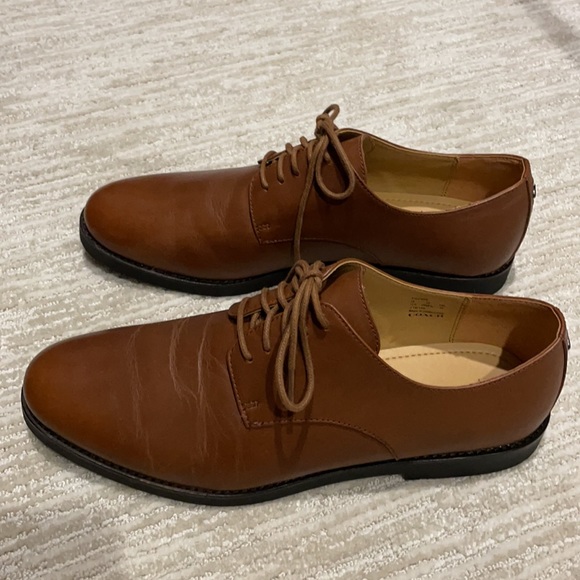 Coach Men's Lace Up - Picture 4 of 5